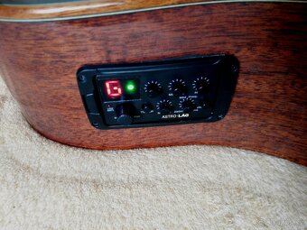 Predam gitaru LAG Tramontane 118 T118DCE Brown Shadow - 4