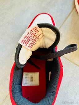 Nike Air Jordan Legacy - 4