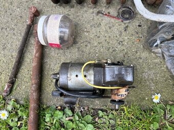 Škoda 1000MB - náhradní díly - 4