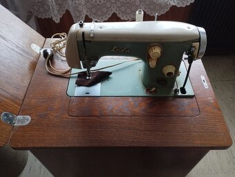 Šicí stroj Lada - 4