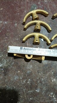 Kování mosazné. - 4