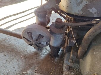 Motor Jikov - 4
