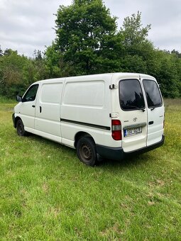 Toyota Hiace - 4