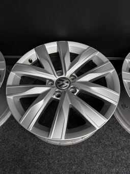 Alu VW 5x112 17” 3G8601025 - 4