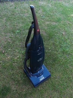 vysavač HOOVER VU 01 U 3493 - 4