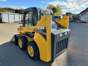 Smykovy nakladc GEHL R105 2022 1900 kg - 4