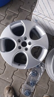 Prodám NOVÉ alu VW 7,7 x 17 et 51 - 4