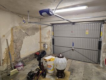 Pronájem garáže 30 m2 v centru Kladna - 4