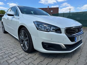 PEUGEOT 508 2.0HDi 133kw model 2017 bílá perleť - 4