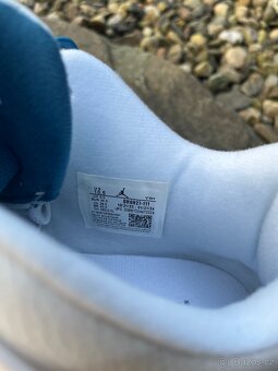 Jordan 4 military blue - 4