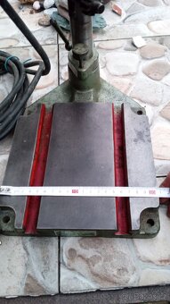 Vrtačka se stojanem AEG - 4