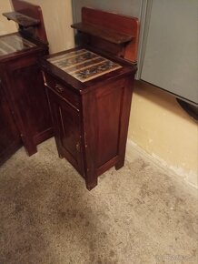 Starožitné noční stolky - 4