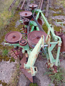 Pluh troják s rotačním ústrojím - 4