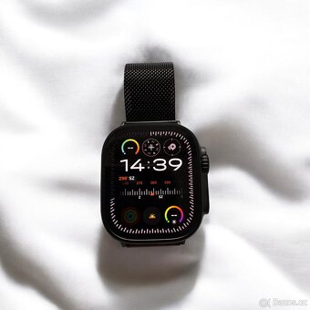 Apple Watch Ultra 3 (2025) 49mm Černý titan - 4