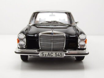 1:18 Rarita Mercedes 280 SE (W108) 1968 1:18 Norev - 4