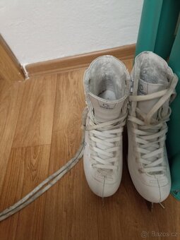 Dámské krasobrusle – vel. 39/40 - 4