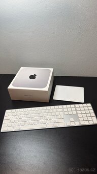 Apple Mac mini M2 + Magic Keyboard + Magic Trackpad - 4
