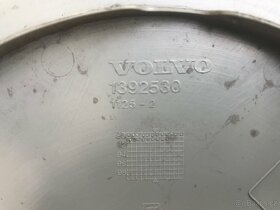 Prodam puklice Volvo - 4