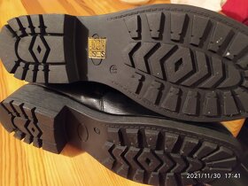 Krásné černé kotníčkové boty, úplně nové - 4