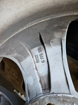 Kola 16 bmw i s pneu - 4
