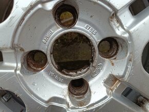 Litá kola 4x108 R15 se zimními pneumatikami - 4