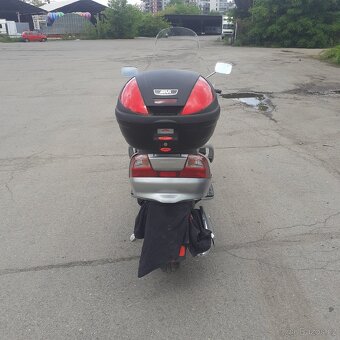Suzuki Burgman 400,skútr - 4