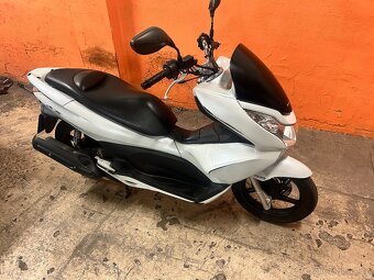 Honda 125 PCX - 4