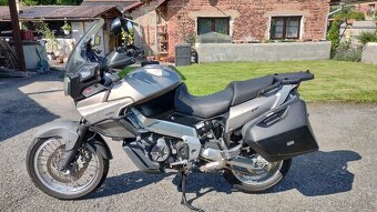 Aprilia ETV 1000 Caponord - 4