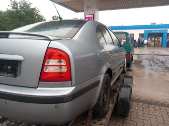 Škoda Octavia 1.9tdi 66kw Style 2004 jen 229.000km - 4