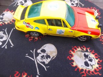 Porsche 911 Monte Carlo - 4