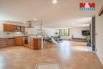 Prodej rodinného domu 4+kk, 196 m², Václavice u Benešova - 4