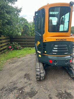 Hyundai 25-9Zak Minibagr 2.8T + 3x lžíce - 4