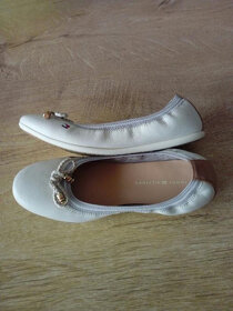 Baleríny zn. T. Hilfinger - 4