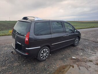 Peugeot 807, 2.0 HDI 100KW 2009 - 4