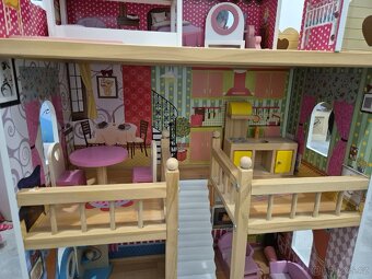 Domeček pro panenky - 4