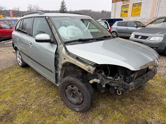 Škoda Fabia II combi na náhradní díly - 4