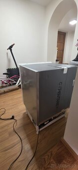 Vestavná lednice s mrazákem - 4