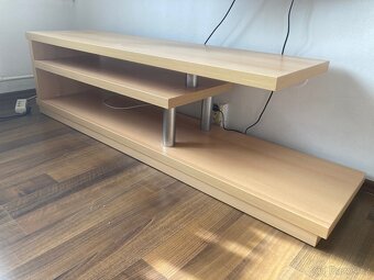 Stolek pod televizi - 4