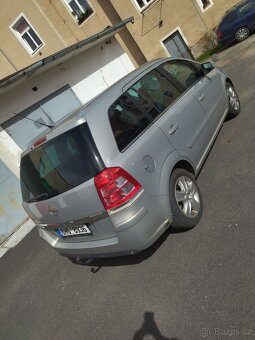 Opel Zafira B 1.8 2011 103kw plyn - 4