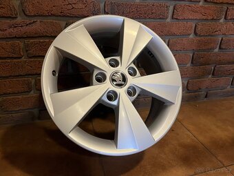 Škoda Octavia 3 a 4 5x112 16” originál (4ks) - 4