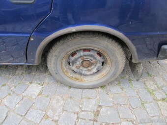 Nabízím Škoda 120 užovka. Pojízdná. Platná STK. Stav dle fot - 4