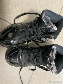 Kotníčkové Nike zimní - jarní vel. 38 - 4