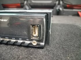 Autorádio Pioneer MVH 150 UI - vstup USB / 3,5 jack - 4