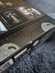 76238 Ikonická komiksová Batman Helma - 4