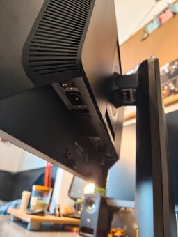 Monitor HP Z24i - 4