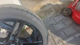 Prodám sadu letních pneu s alu disky - 4