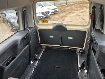 VW Caddy ZTP auto s nájezdovou rampou - 4