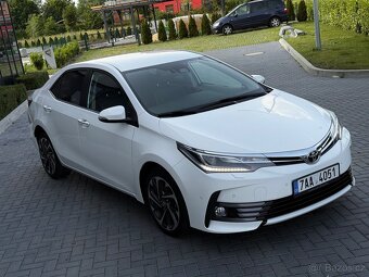 Toyota Corolla 1.6 Valvematic Executive / automat / 2018 - 4