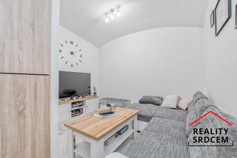 Pronájem bytu 2+kk, 38 m2, Náměstí, Paskov - 4