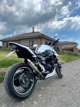 Suzuki gsr 750 ABS - 4